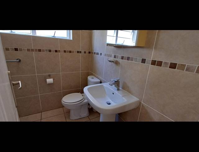 3 BEDROOM TOWNHOUSE SOLD IN MOUNT EDGECOMBE